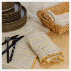 Habitat Lot De 2 Serviettes De Table En Lin - 40 X 40 Cm - Blanc Et Orange -meubles boutique lot de 2 serviettes de table en lin 40 x 40 cm blanc et orange 9576881