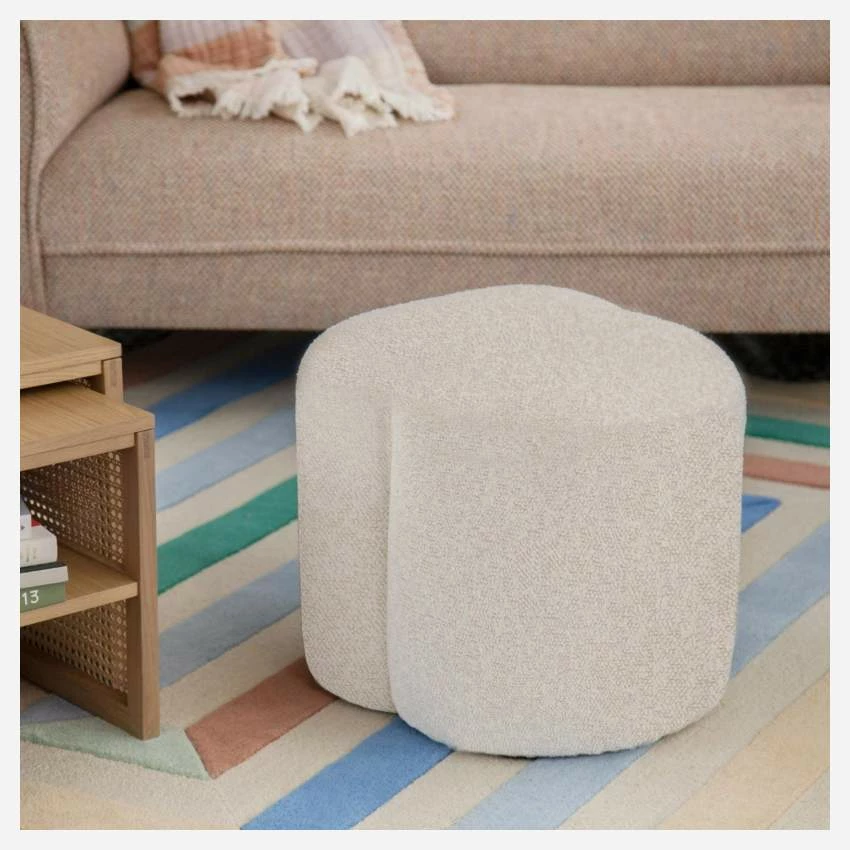 Habitat Pouf En Tissu De Forme Organique – Blanc - Design By Marie Matsuura 4 Habitat Pouf En Tissu De Forme Organique – Blanc - Design By Marie Matsuura – Image 4